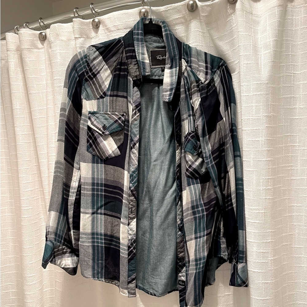 Rails button down size s